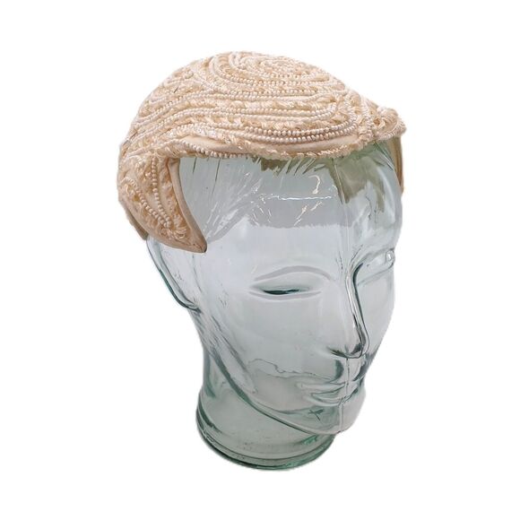 Amy New York Cocktail Cap Fascinator Hat Beaded w/ Pearl Cream White Headdress - Picture 2 of 14